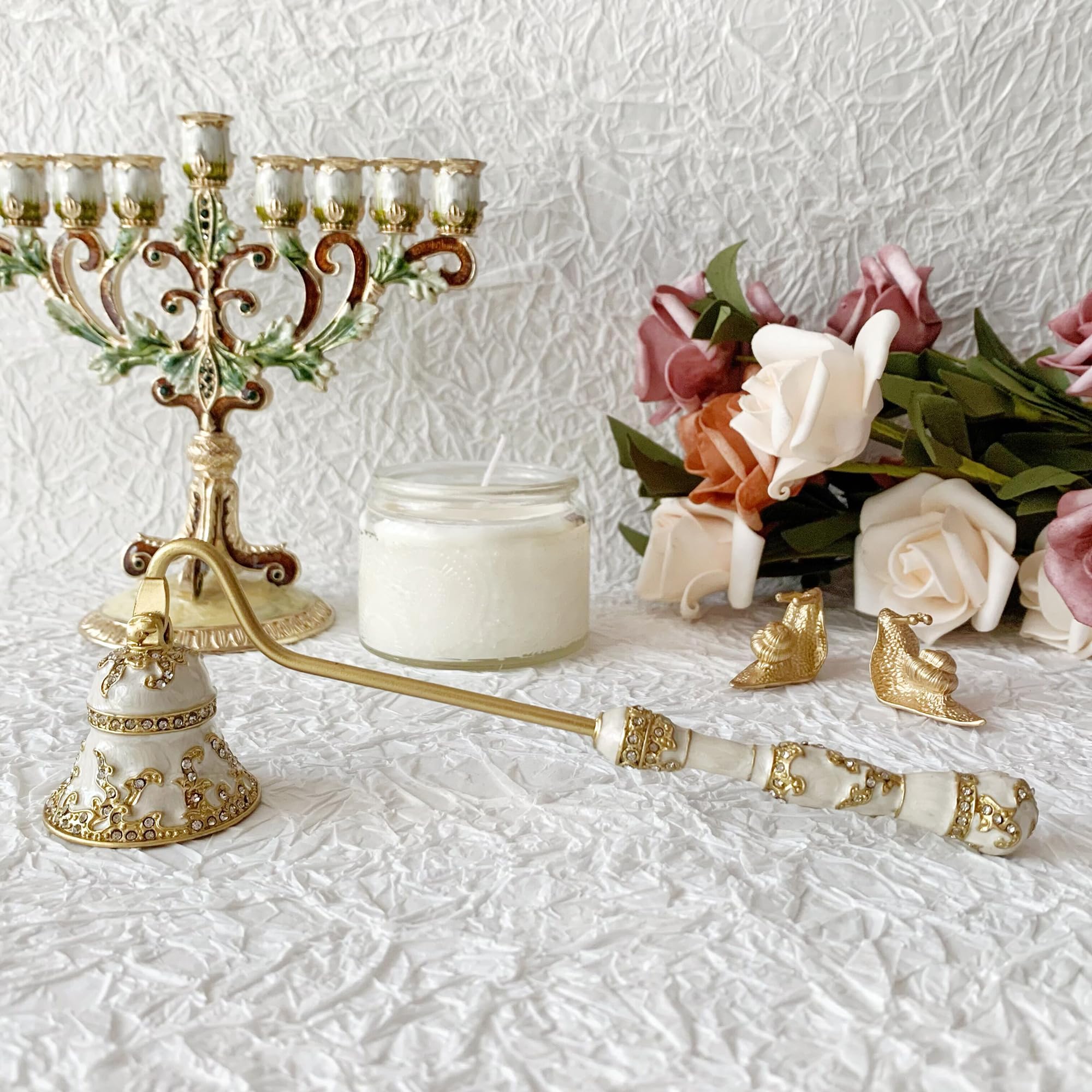 Collectible & Vintage Dolls For Wedding - Apagavelas de lujo para menorá, diseño