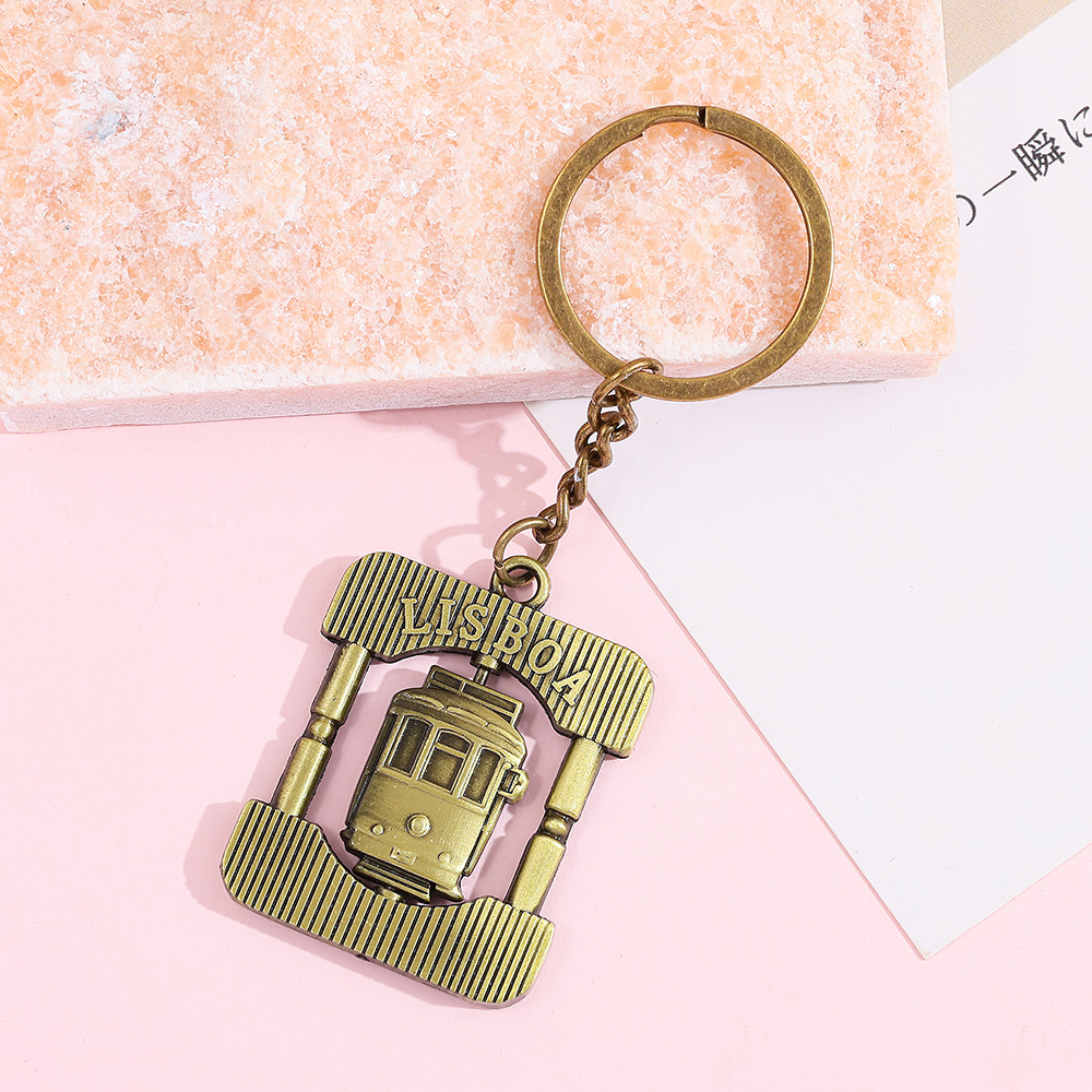 Vintage Items - Llavero Metálico con Diseño de Tranvía