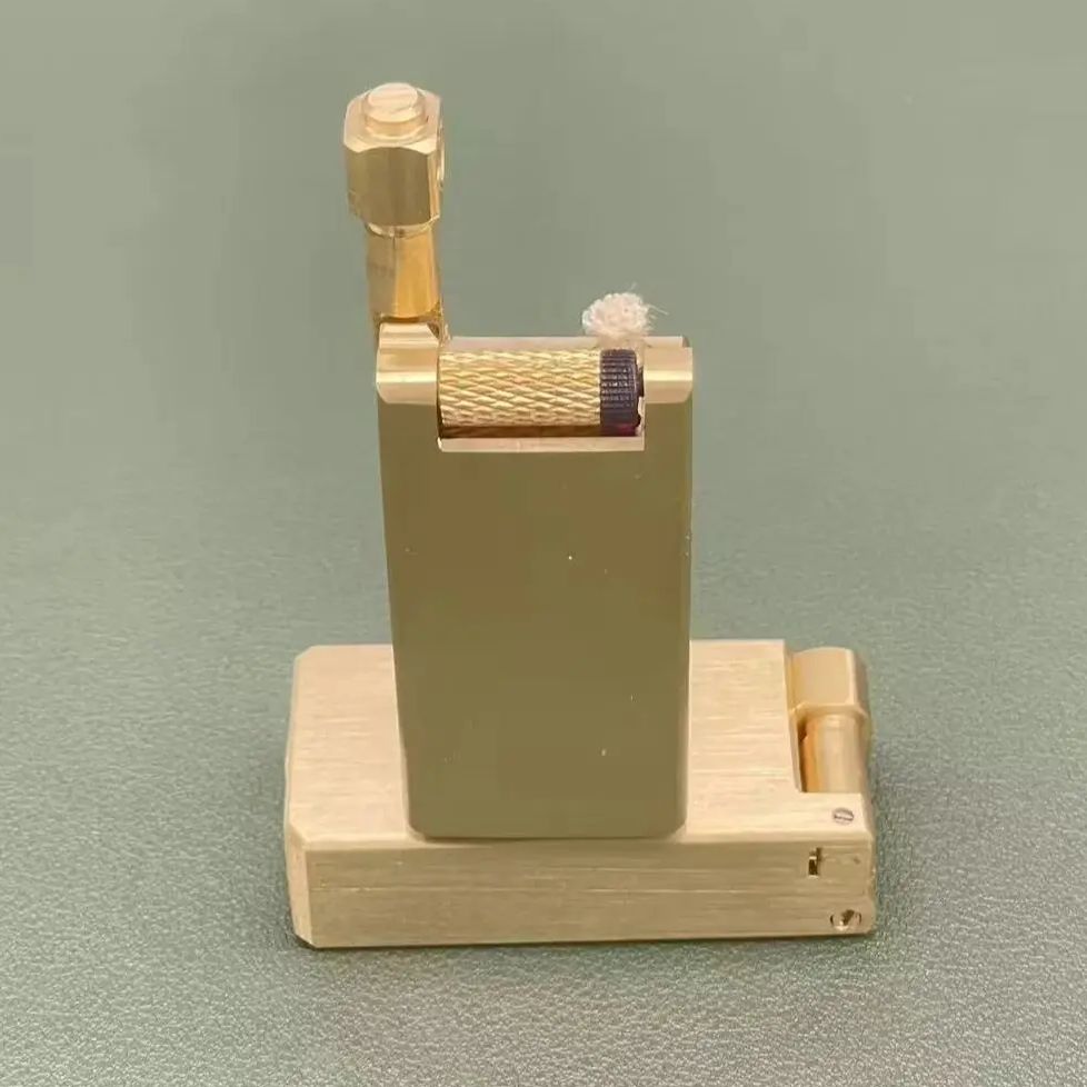 Encendedor de tubo europeo Vin - Vintage Collectible Lighters reseña y precio